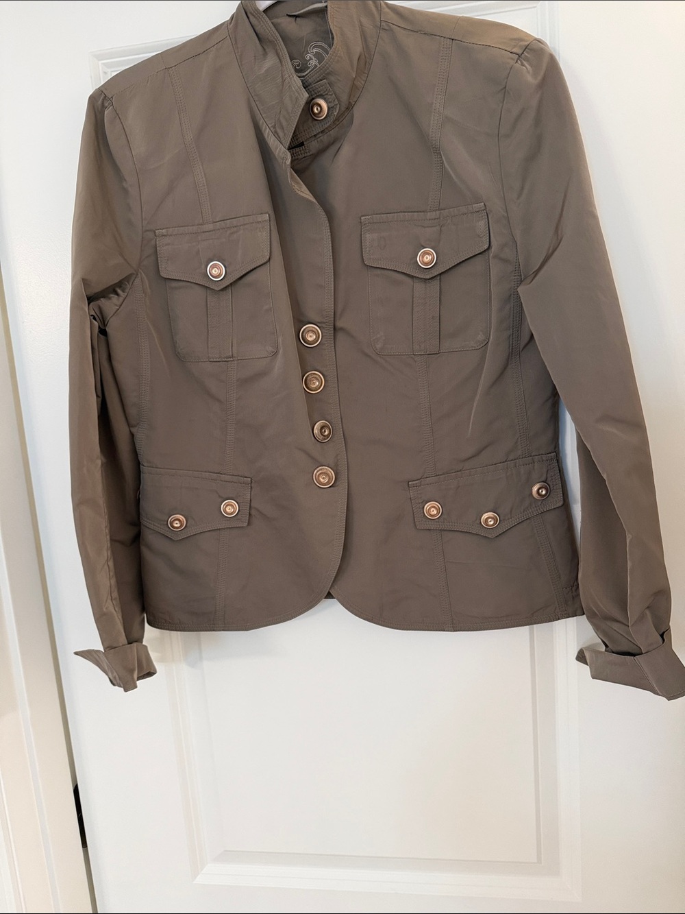Airfield Structured Military-Style Women's Blazer in Taupe